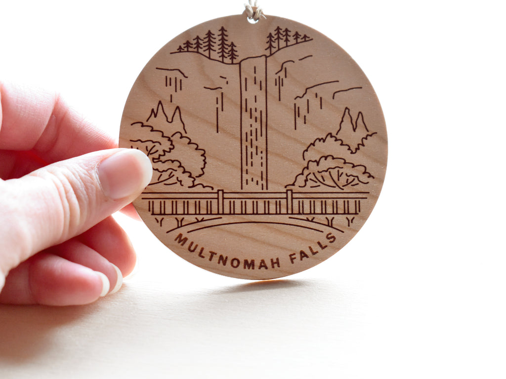 Multnomah Falls Round Christmas Ornament